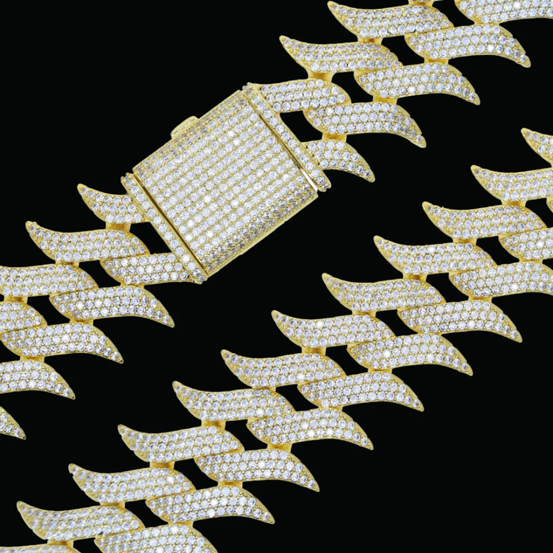 19MM Chunky Cuban Iced Out Diamond Bracelet - Image 4