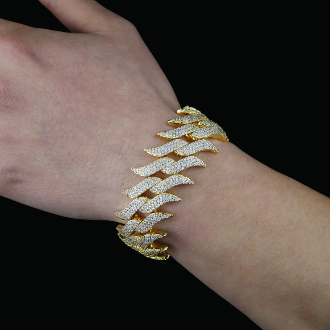 19MM Chunky Cuban Iced Out Diamond Bracelet - Image 6