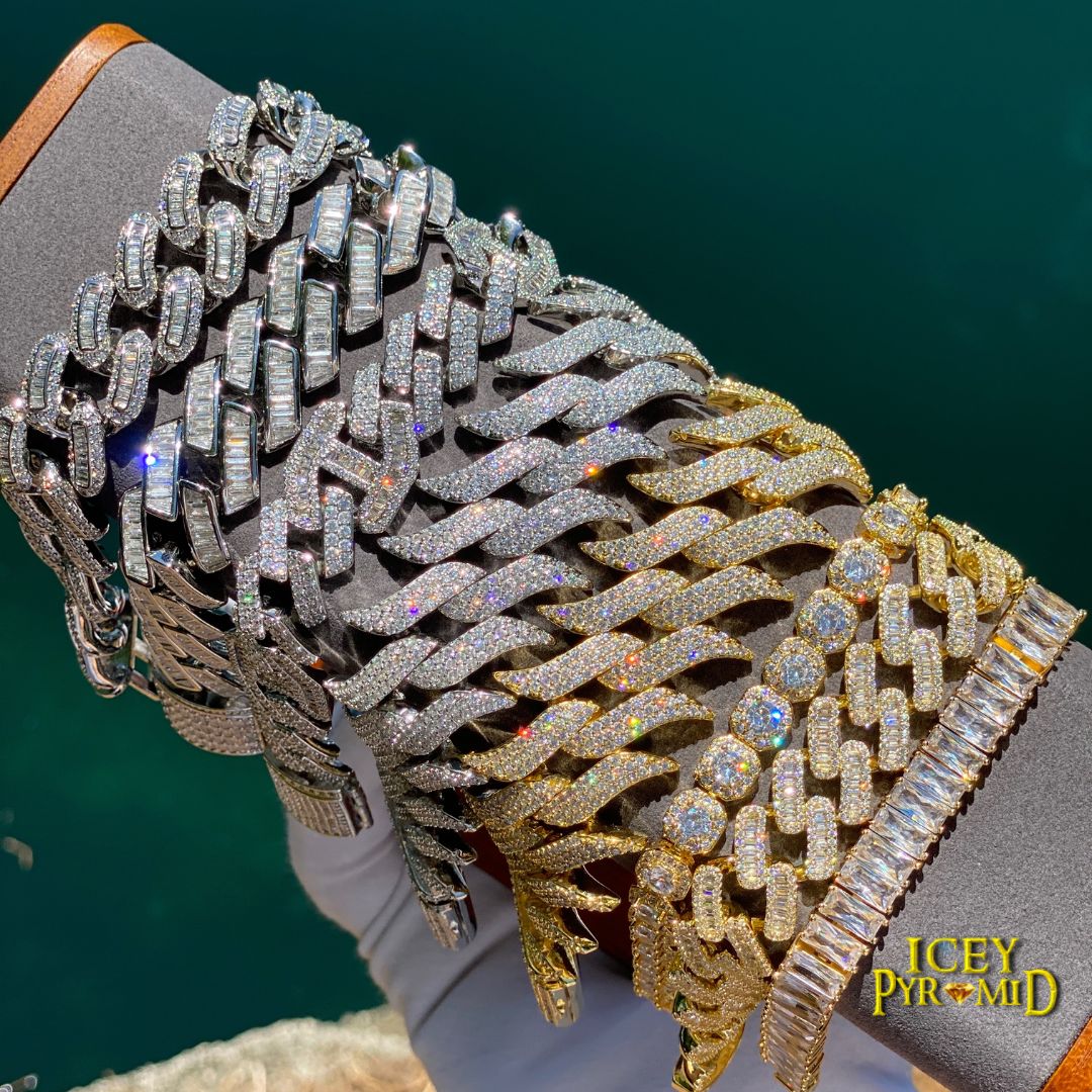 19MM Chunky Cuban Iced Out Diamond Bracelet - Image 9