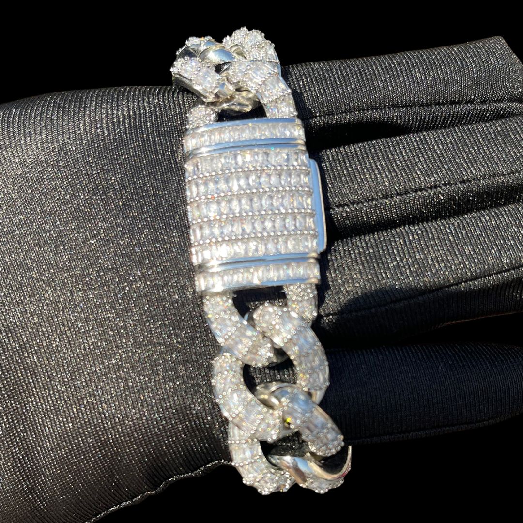 19MM Fully Baguette Cuban Link Iced Out Diamond Bracelet - Image 5