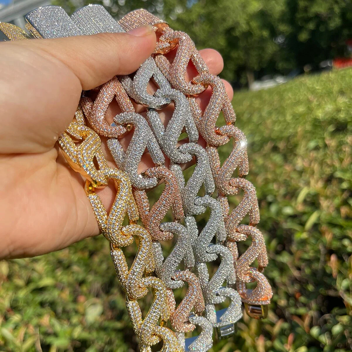 20MM 8 Shaped Iced Out Diamond Bracelet - Image 4