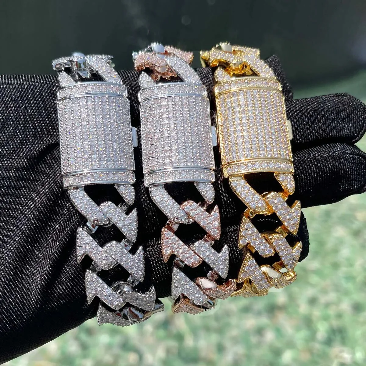 15MM Lightning Link Iced Out Diamond Bracelet - Image 3