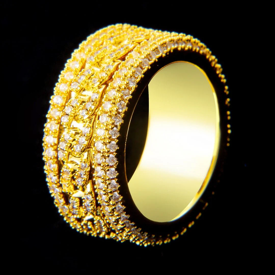 Prong Setting Spinnig Iced Out Diamond Ring - Image 2