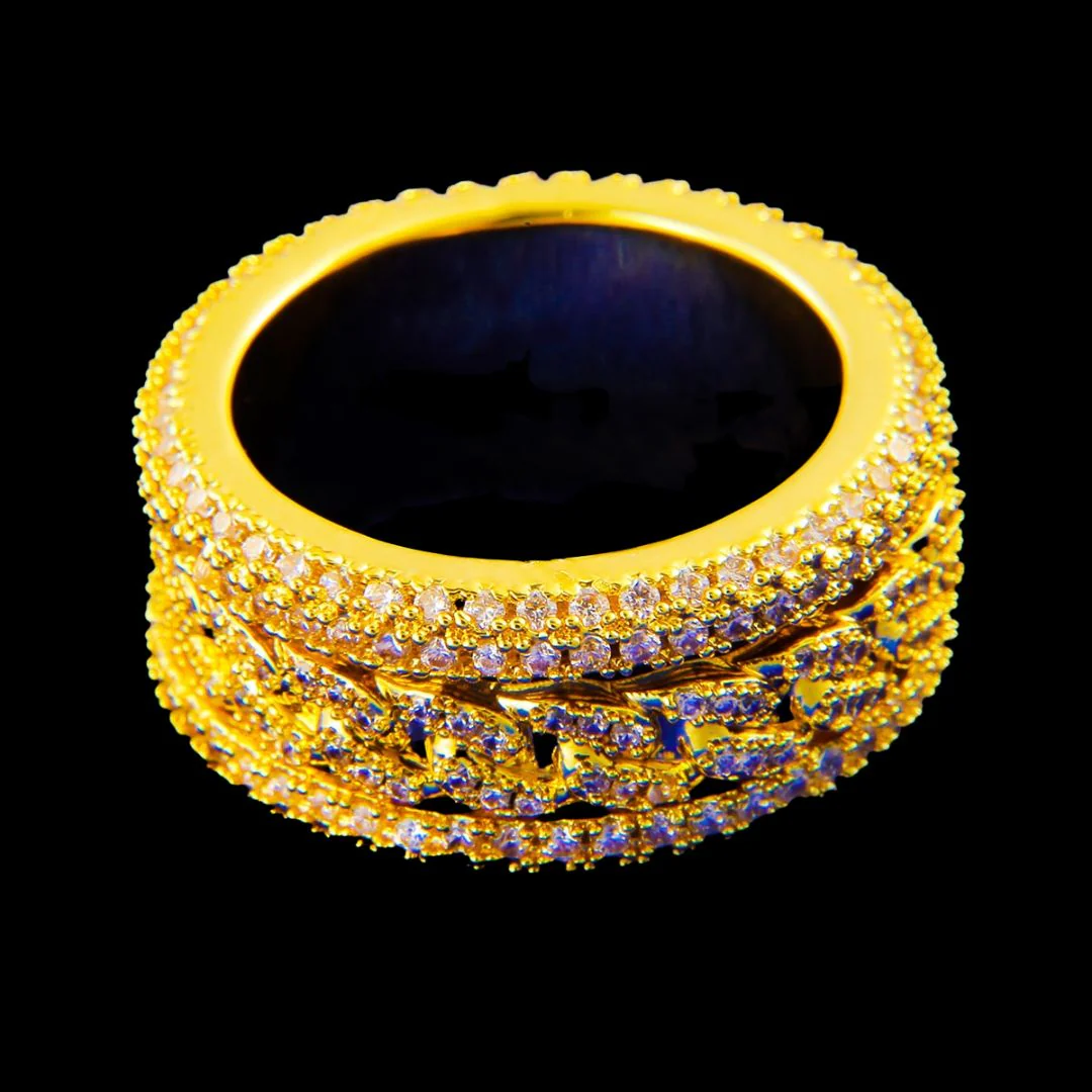Prong Setting Spinnig Iced Out Diamond Ring - Image 6