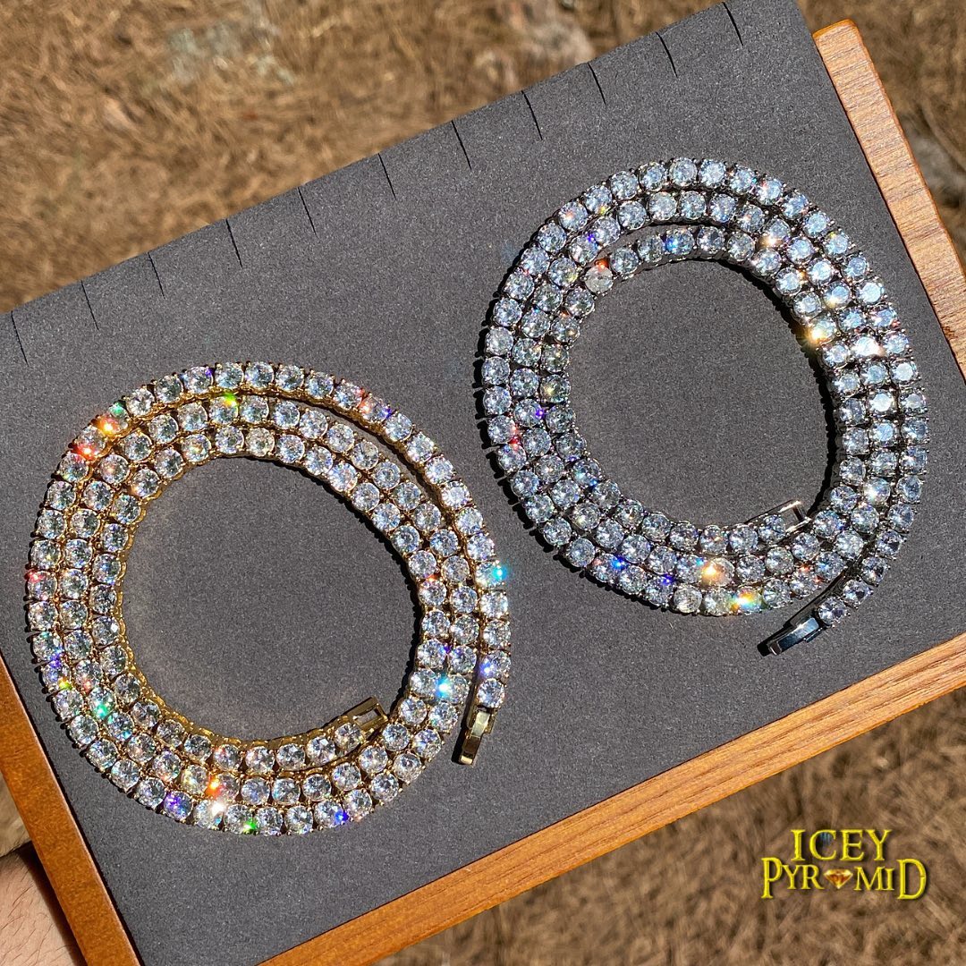 Limited Self Made Round Iced Out Letter Diamond Pendant Necklace - Image 5